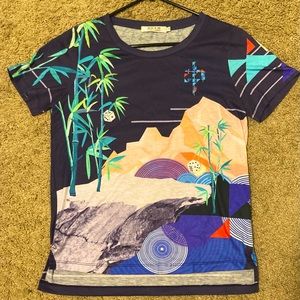 Asian print graphic tee